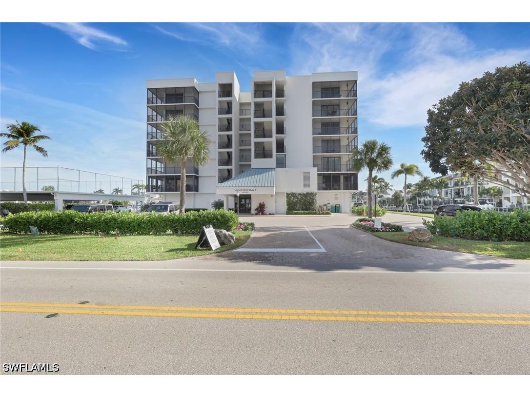 10420 Gulf Shore Drive #162 Naples FL 34108 226016523 image1