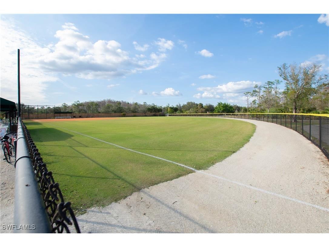 10427 Sirene Way Fort Myers FL 33913 225064197 image37