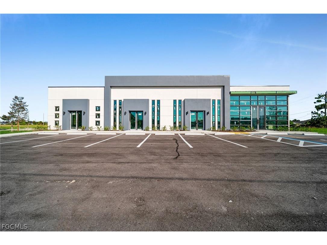 1043 Ceitus Terrace Cape Coral FL 33991 2026013328 image1