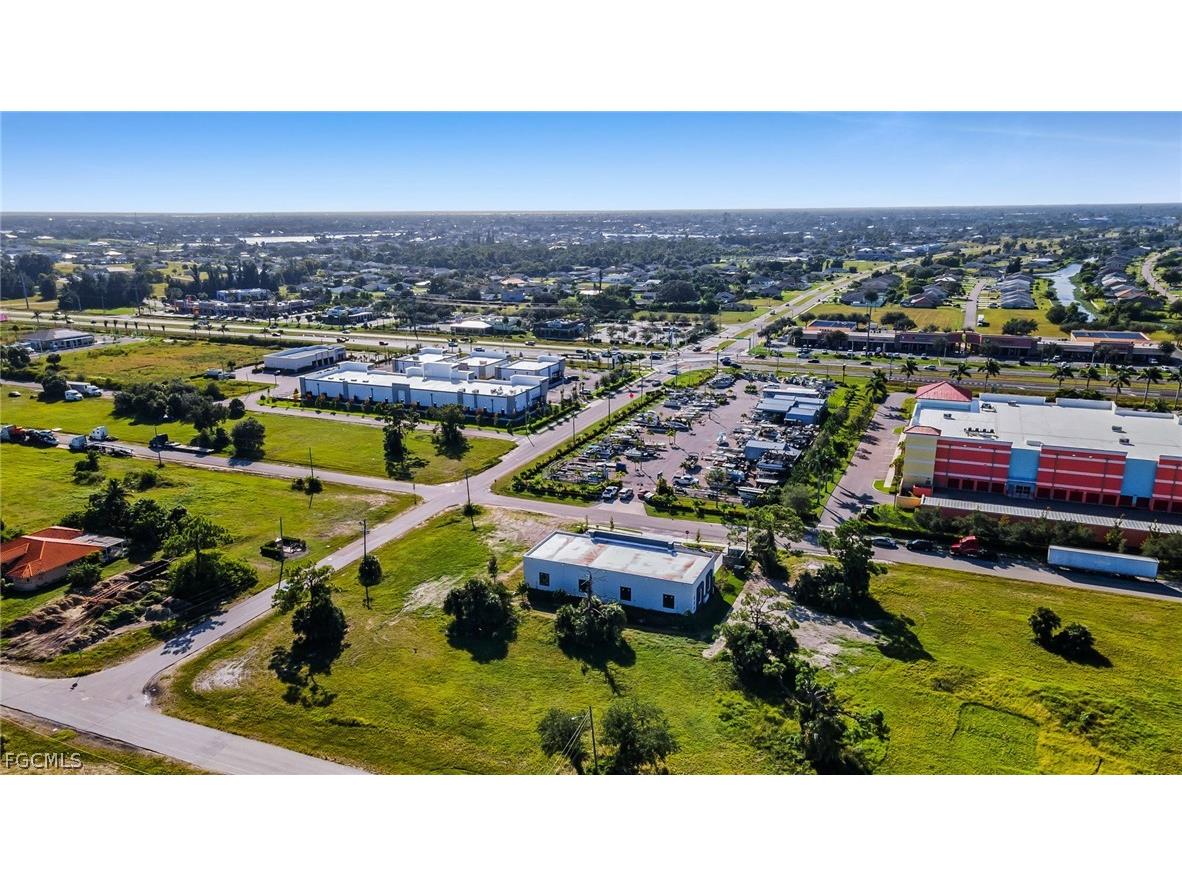 1043 Ceitus Terrace Cape Coral FL 33991 2026013328 image10