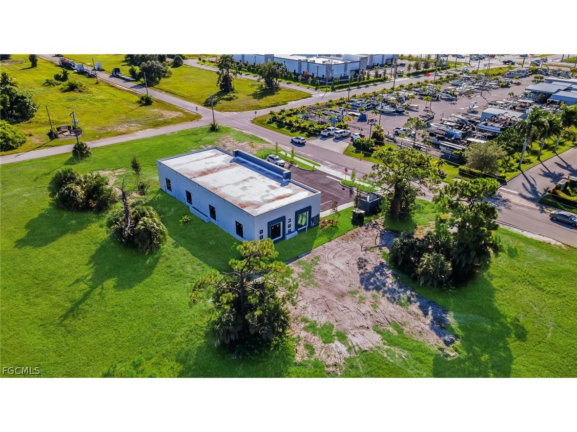 1043 Ceitus Terrace Cape Coral FL 33991 2026013328 image13