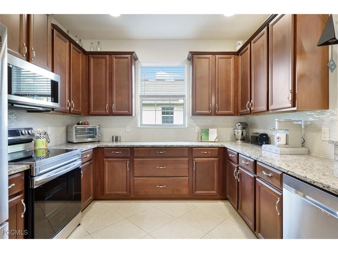 10436 Peso Del Rio Drive Fort Myers FL 33908 2025019505 image8