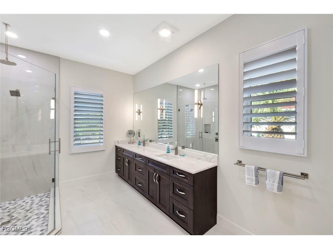 1044 Fish Crow Road Sanibel FL 33957 2025023960 image18