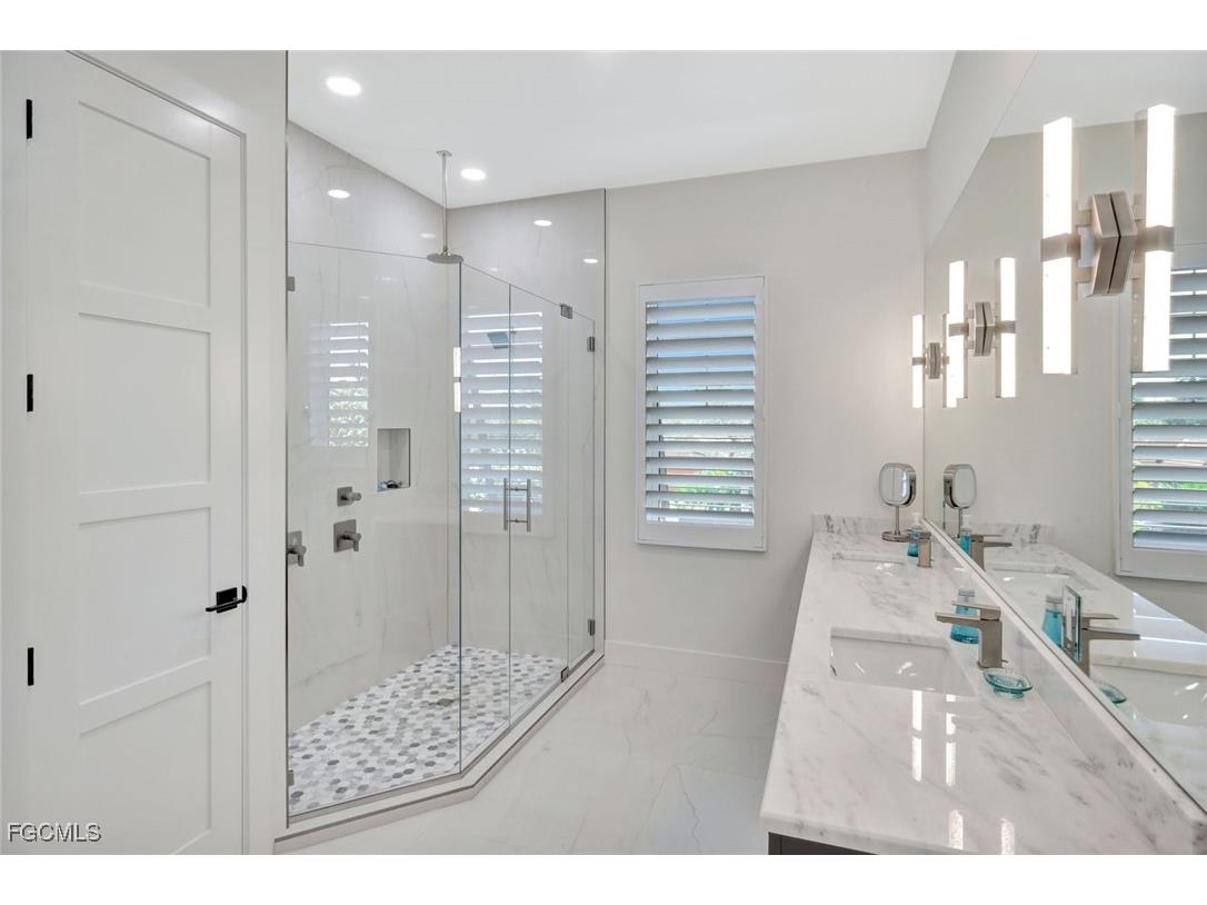 1044 Fish Crow Road Sanibel FL 33957 2025023960 image19