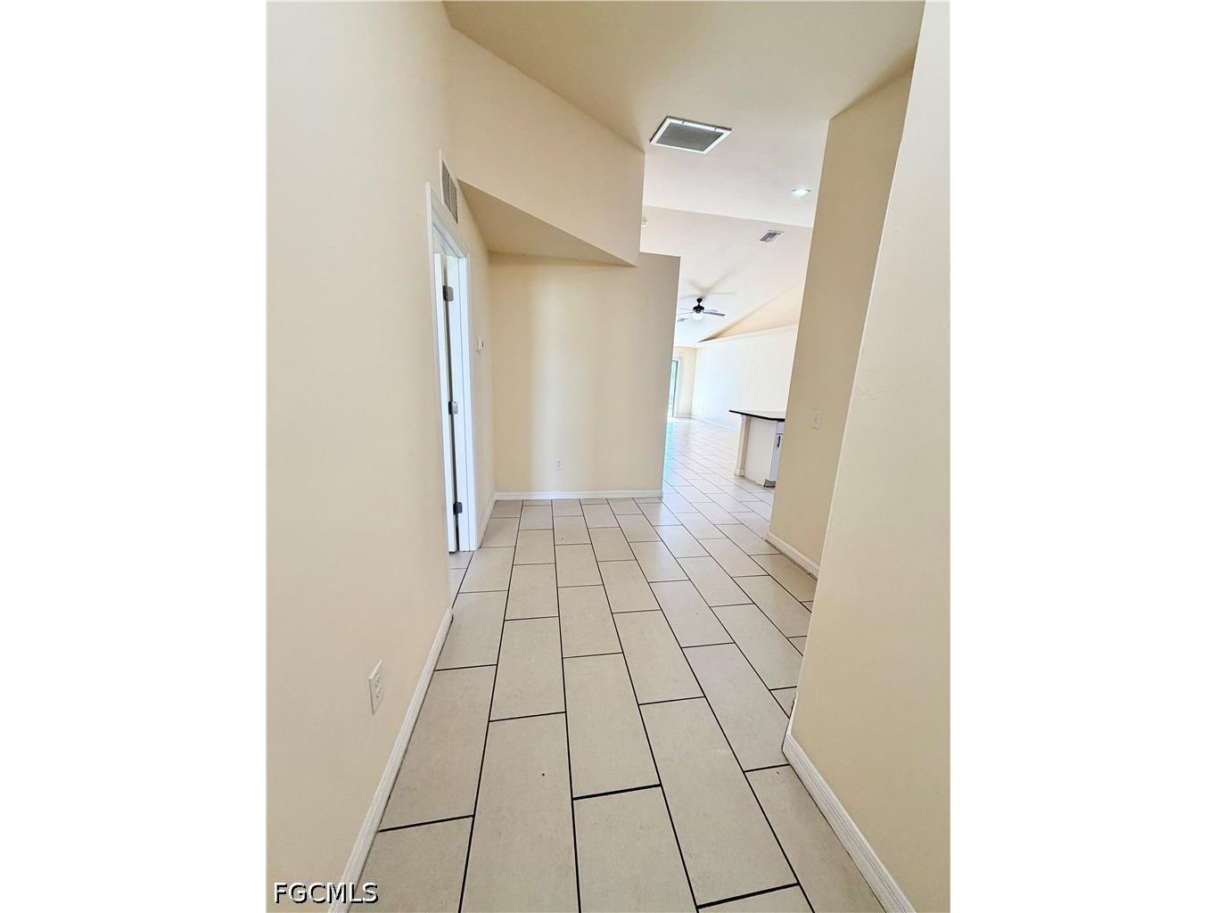 1044 NE 8th Place #1044 Cape Coral FL 33909 2026024683 image3