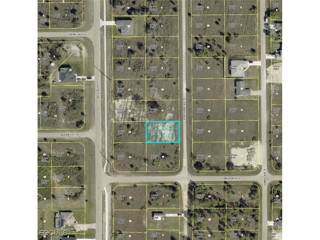 1044 Portland Avenue S Lehigh Acres FL 33974 2026003826 image1