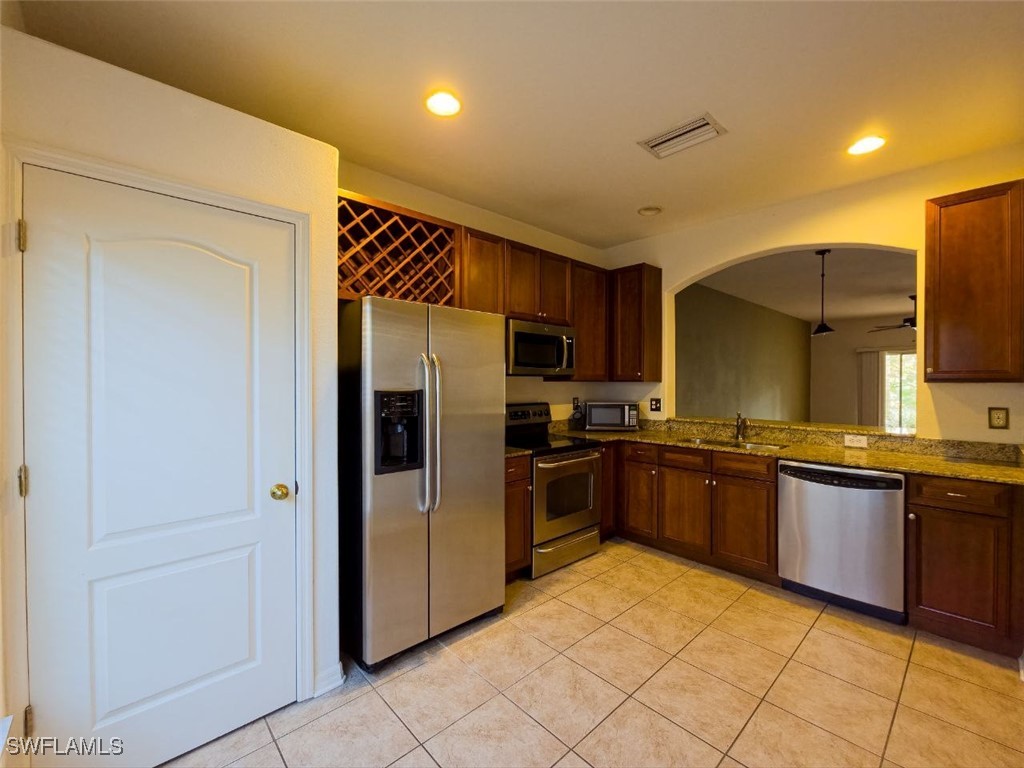 1044 Sleepy Oak Drive Zephyrhills FL 33543 225083891 image4