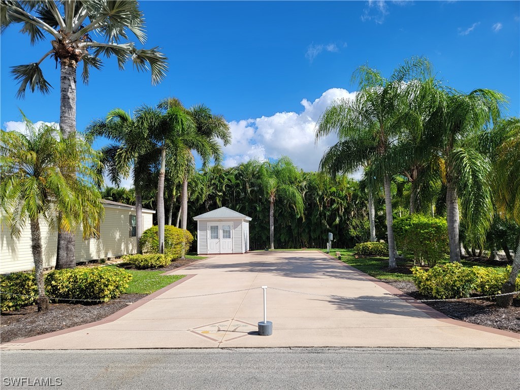 10444 Nightwood Drive Fort Myers FL 33905 223085754 image1