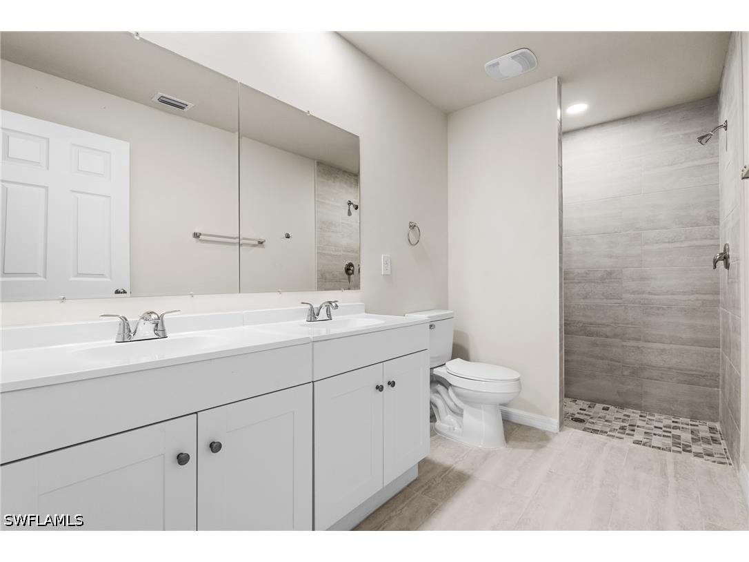 1045/1047 SE 11th Terrace Cape Coral FL 33990 226026794 image11