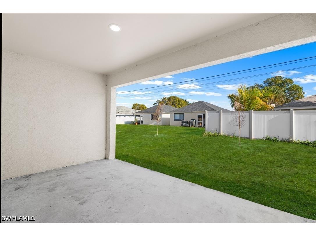 1045/1047 SE 11th Terrace Cape Coral FL 33990 226026794 image17