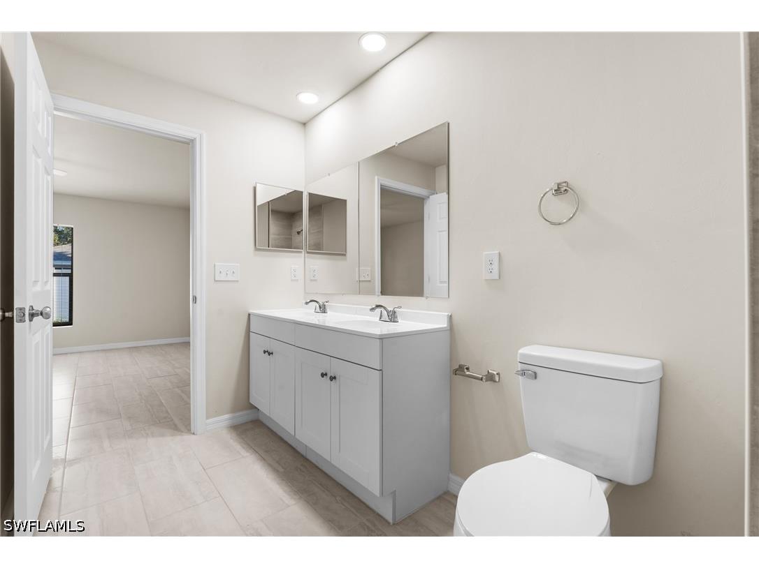 1045/1047 SE 11th Terrace Cape Coral FL 33990 226026794 image21