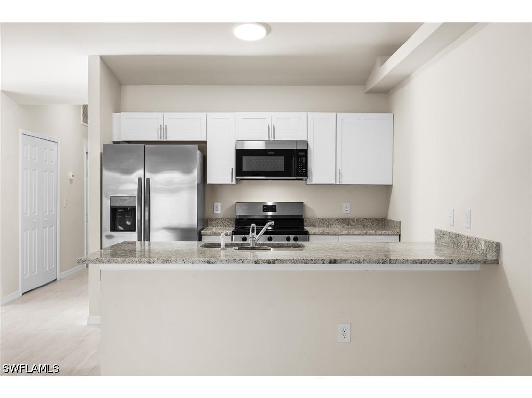 1045/1047 SE 11th Terrace Cape Coral FL 33990 226026794 image6