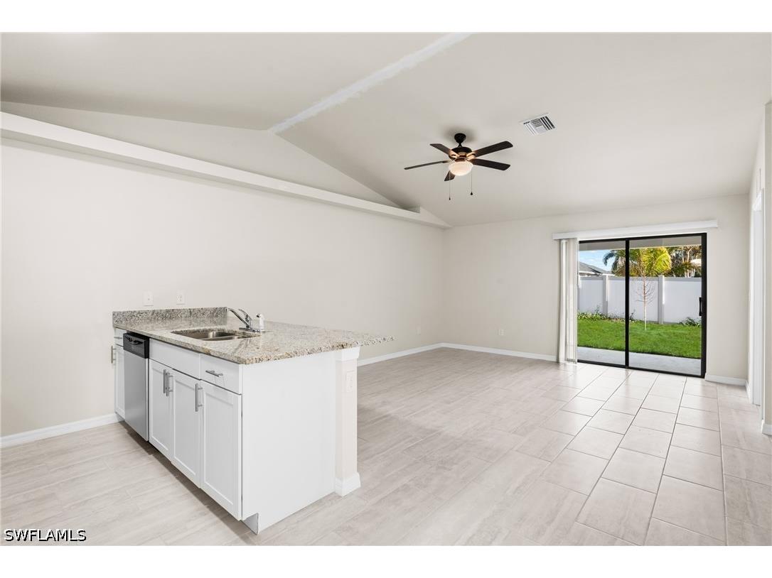 1045/1047 SE 11th Terrace Cape Coral FL 33990 226026794 image9