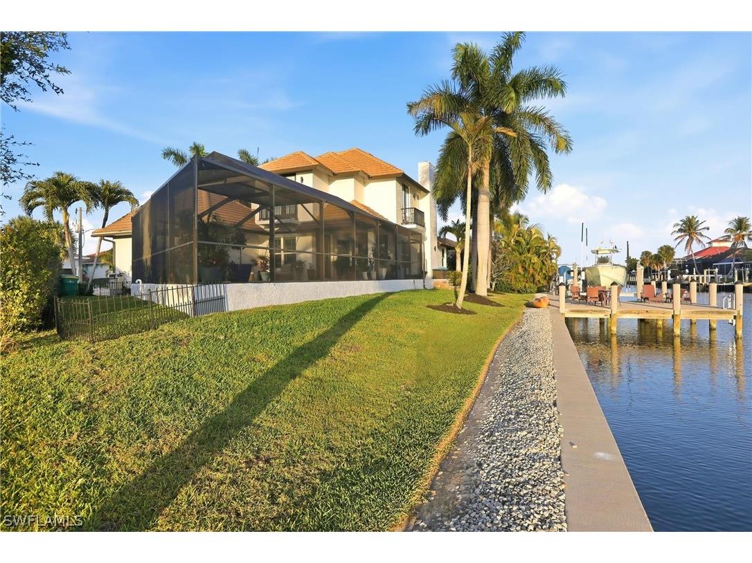 1045 Cottonwood Court Marco Island FL 34145 226009077 image47