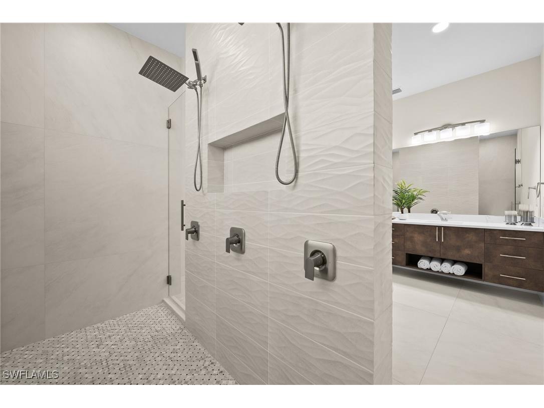 1045 Morningside Drive Naples FL 34103 225079976 image11