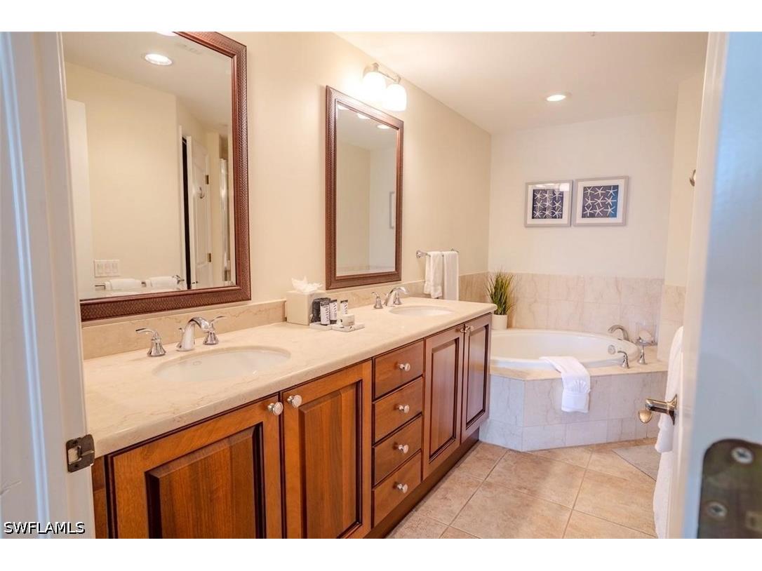 1045 Sandpiper Street #G203 Naples FL 34102 226017278 image20