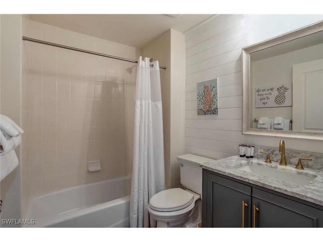 1045 Sandpiper Street #G204 Naples FL 34102 226002317 image20