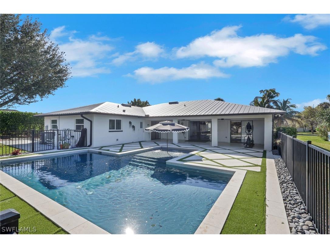 10450 Windsor Way Naples FL 34109 226009025 image1