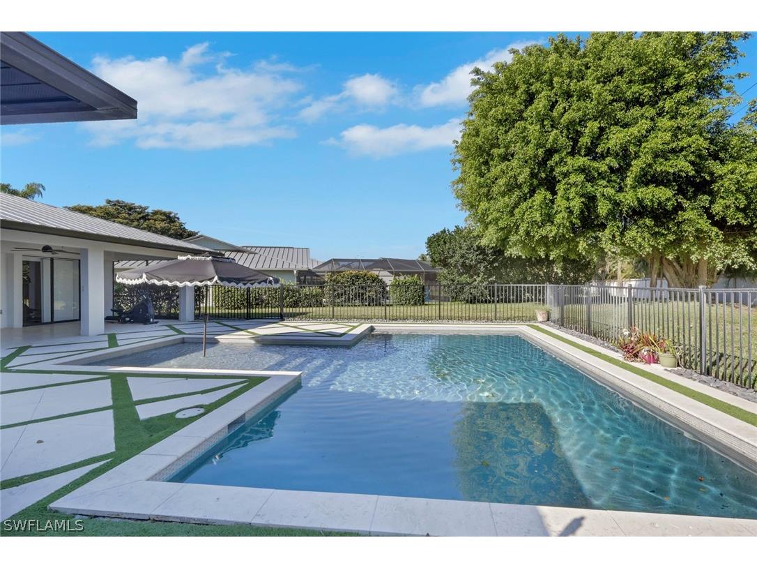 10450 Windsor Way Naples FL 34109 226009025 image24