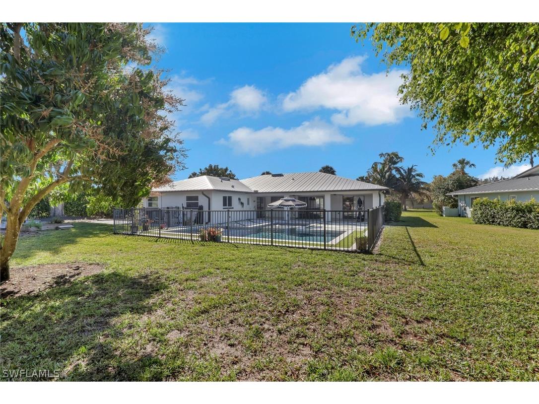 10450 Windsor Way Naples FL 34109 226009025 image40