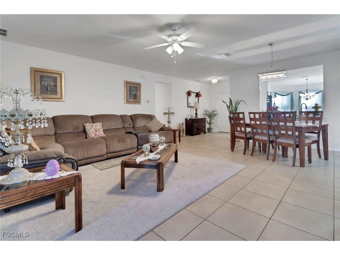 10452 Canal Brook Lane Lehigh Acres FL 33936 2025013729 image3