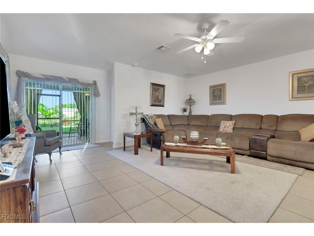 10452 Canal Brook Lane Lehigh Acres FL 33936 2025013729 image4