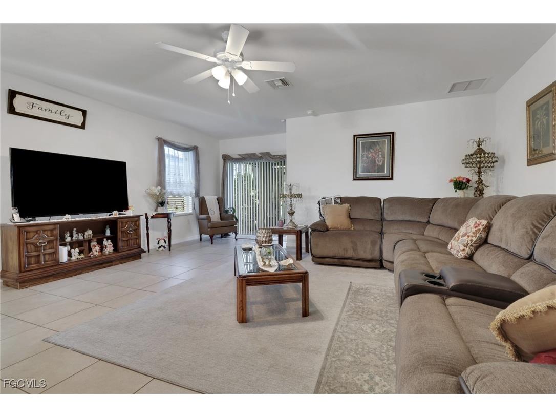 10452 Canal Brook Lane Lehigh Acres FL 33936 2025013729 image6