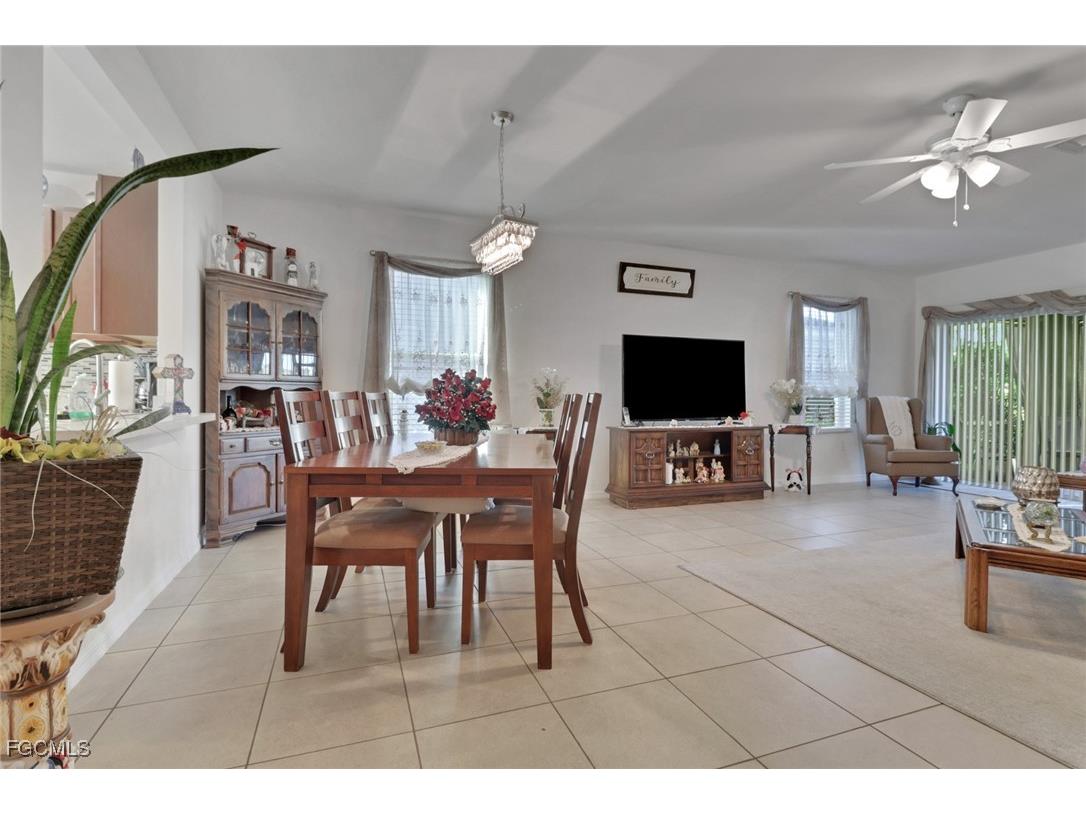 10452 Canal Brook Lane Lehigh Acres FL 33936 2025013729 image7