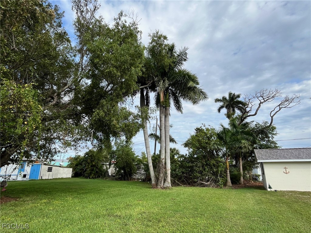 10458 Trotwood Avenue Saint James City FL 33956 2025023762 image4