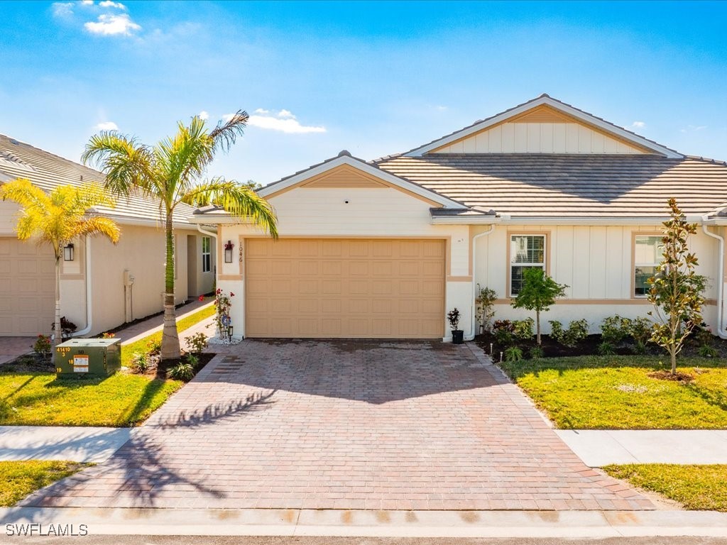 1046 Enbrook Loop Naples FL 34114 224100787 image1