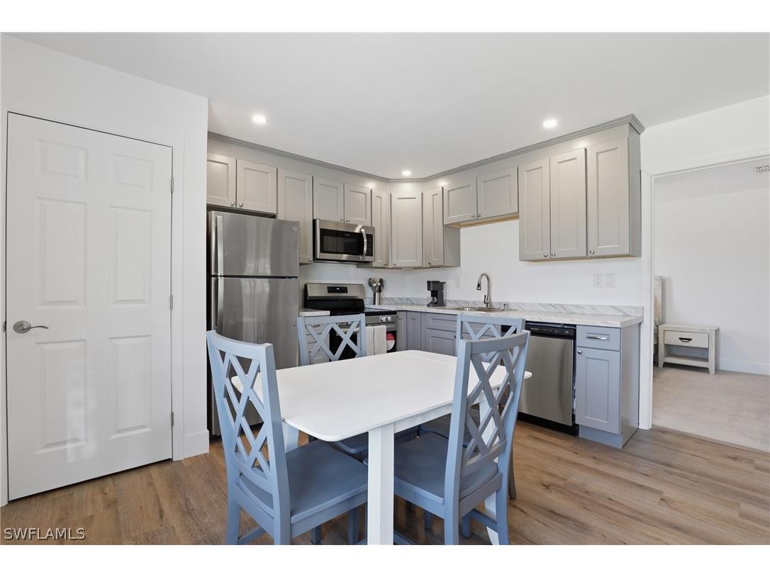 1046 Periwinkle Way Sanibel FL 33957 226011522 image18
