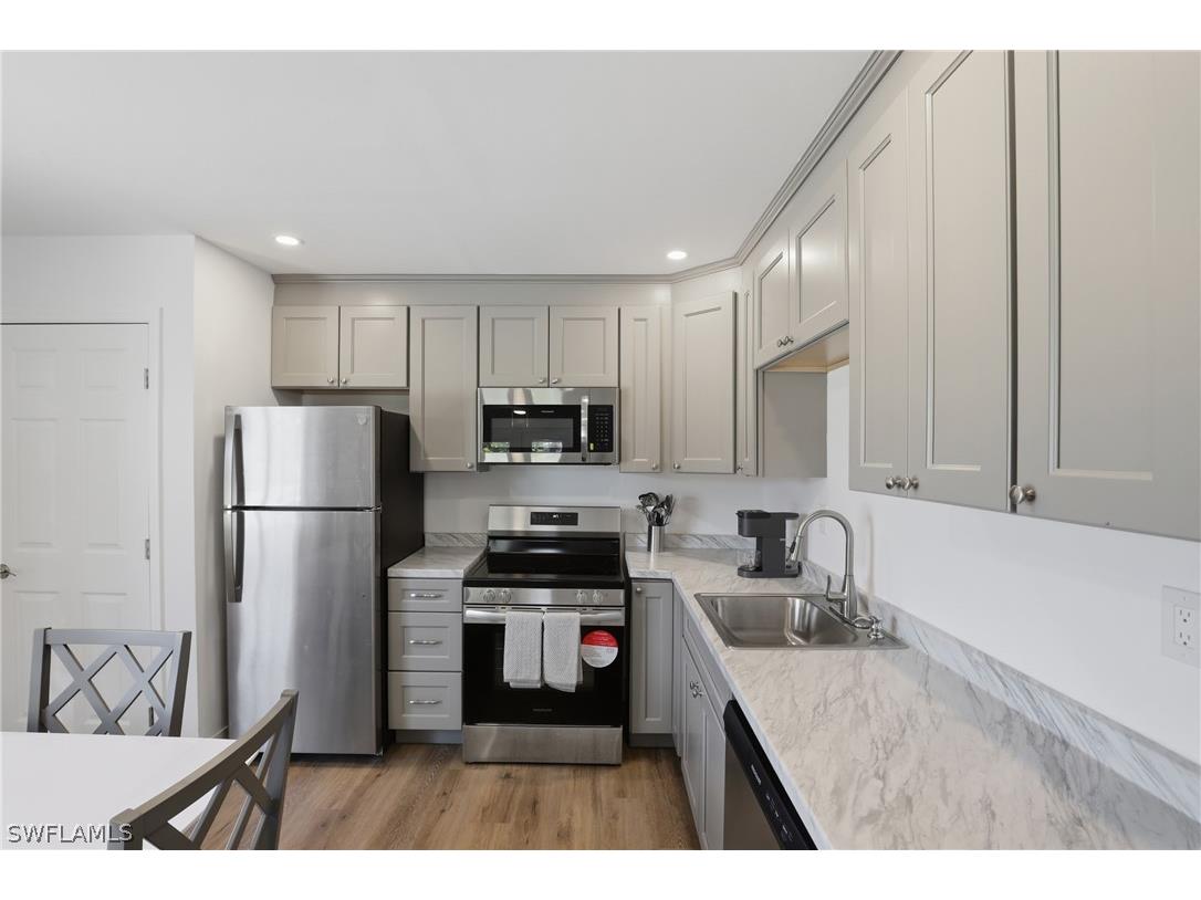 1046 Periwinkle Way Sanibel FL 33957 226011522 image22