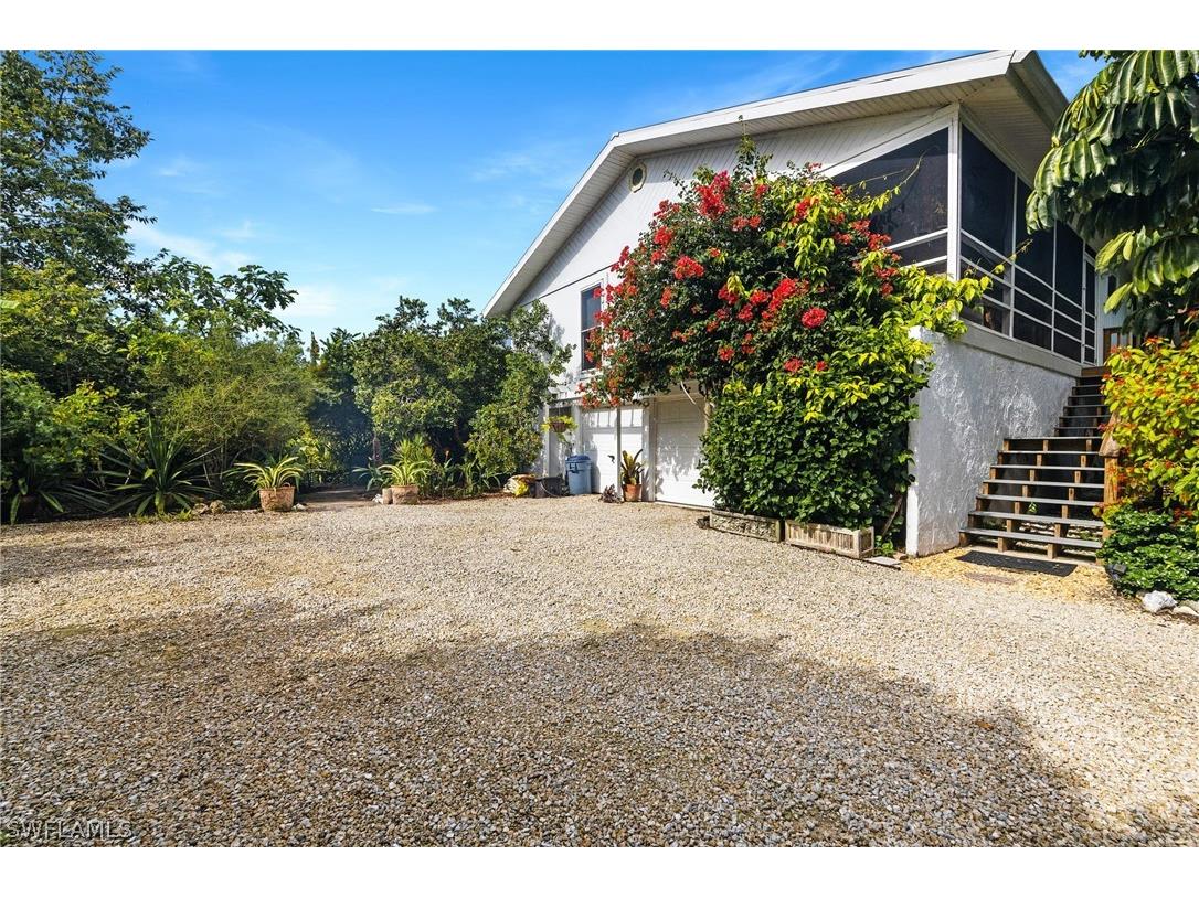 1046 Sand Castle Road Sanibel FL 33957 222045745 image1