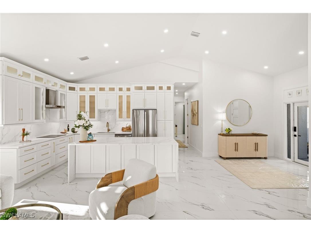 1046 Silverstrand Drive Naples FL 34110 226009640 image1