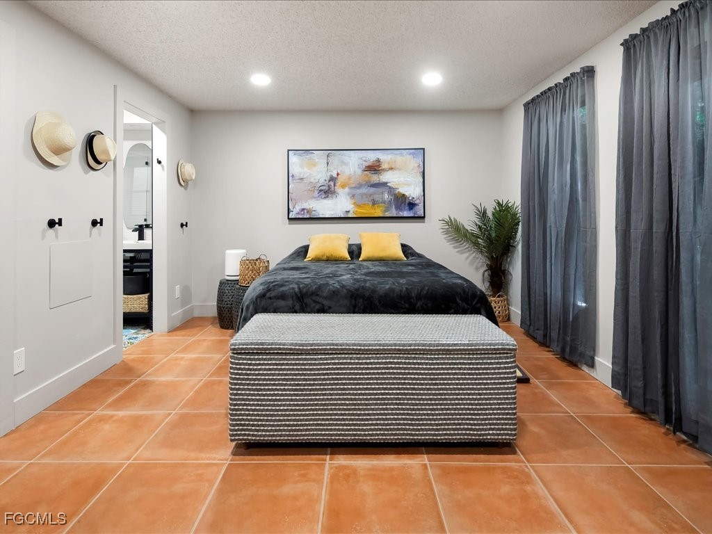 1046 Sperling Avenue Naples FL 34103 2025022396 image8