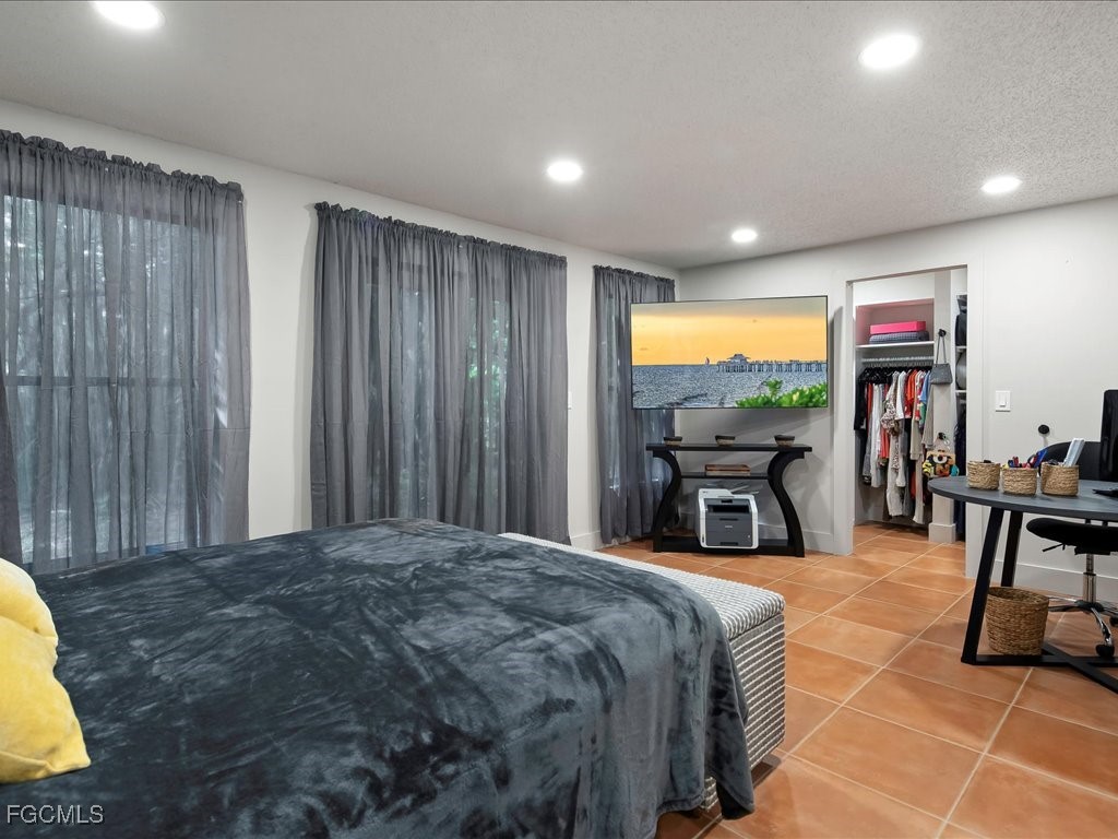 1046 Sperling Avenue Naples FL 34103 2025022396 image9