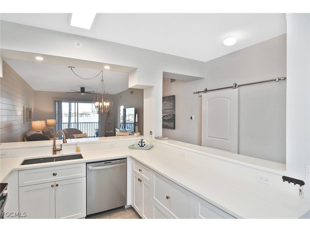 10460 Washingtonia Palm Way #1324 Fort Myers FL 33966 2026006163 image4