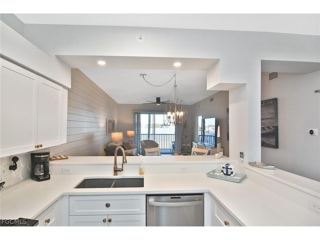 10460 Washingtonia Palm Way #1324 Fort Myers FL 33966 2026006163 image5