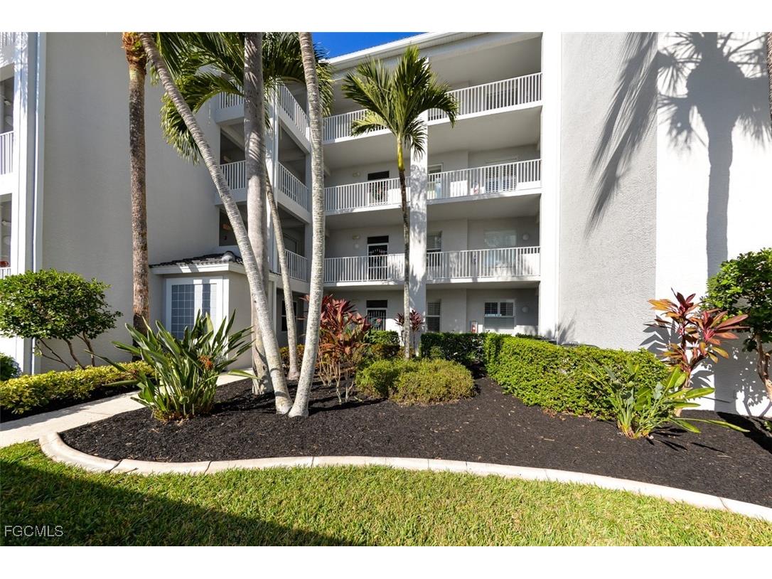 10460 Washingtonia Palm Way N #1313 Fort Myers FL 33966 2026000384 image1