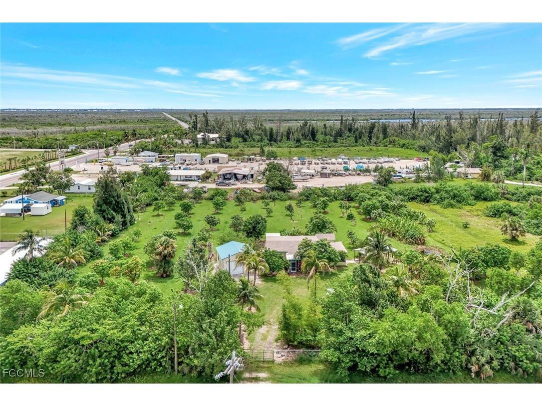 10464 Betsy Parkway Saint James City FL 33956 2025001113 image28