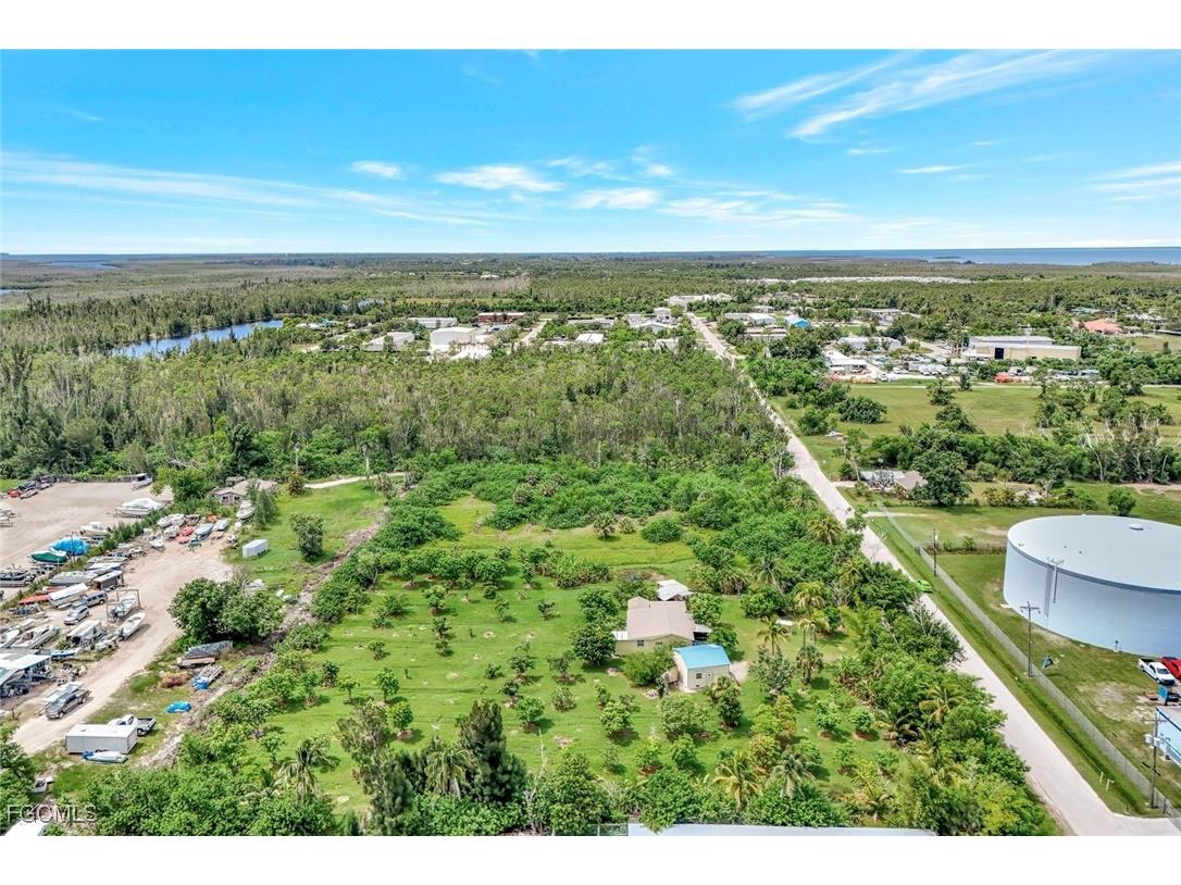 10464 Betsy Parkway Saint James City FL 33956 2025001113 image29