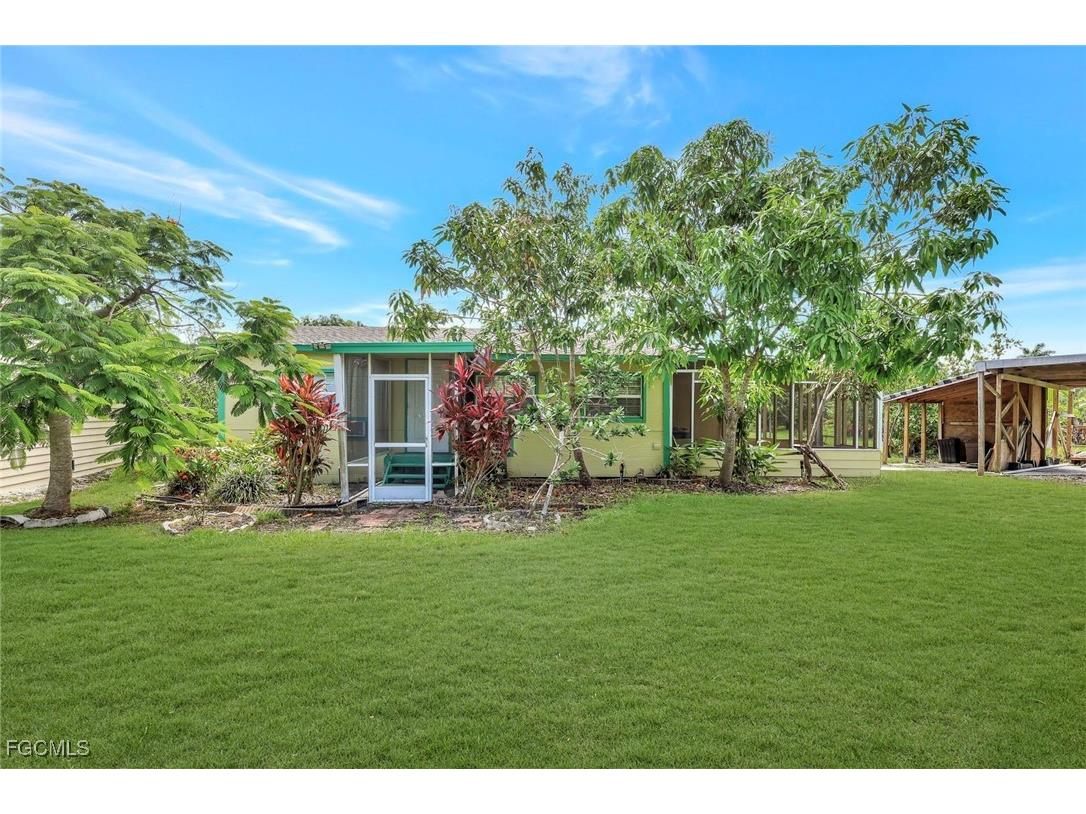 10464 Betsy Parkway Saint James City FL 33956 2025001113 image8