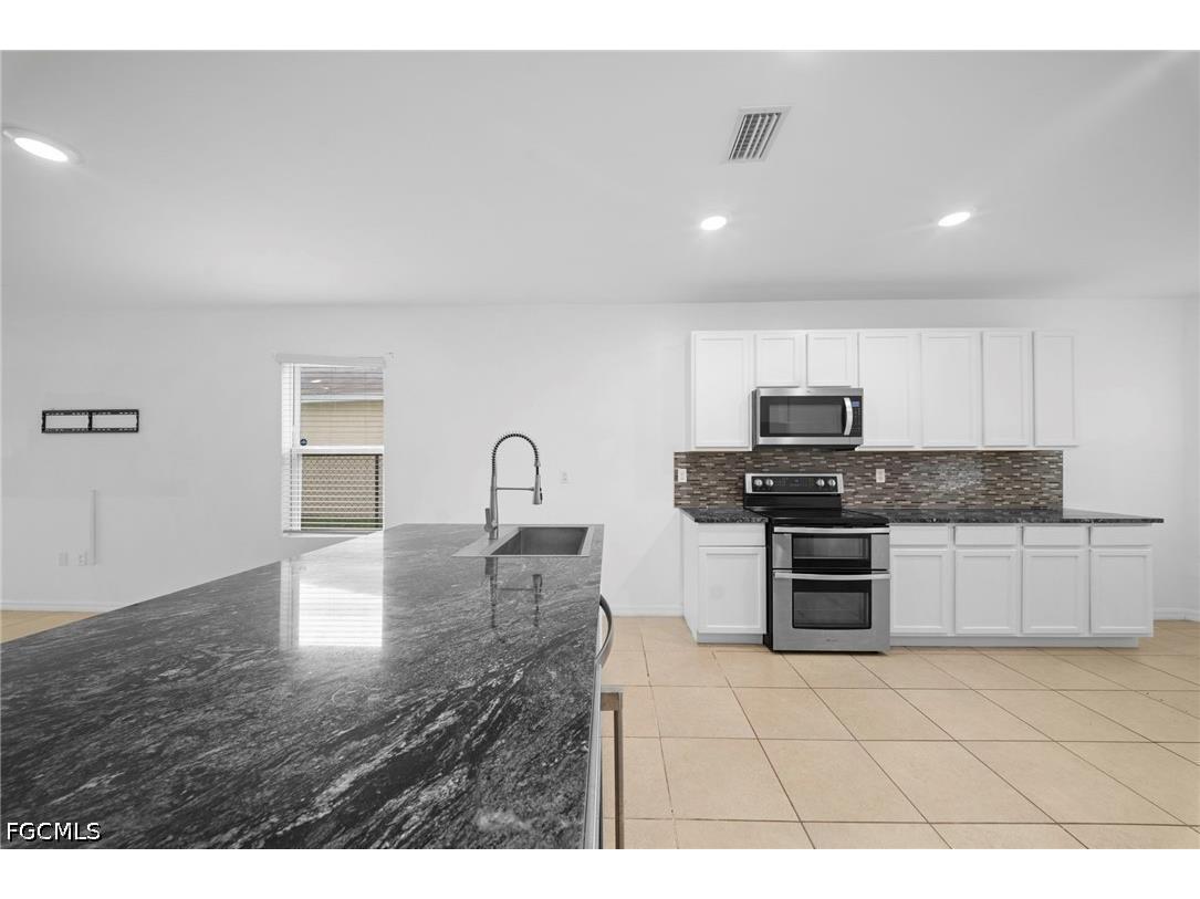 10464 Canal Brook Lane Lehigh Acres FL 33936 2026029273 image11