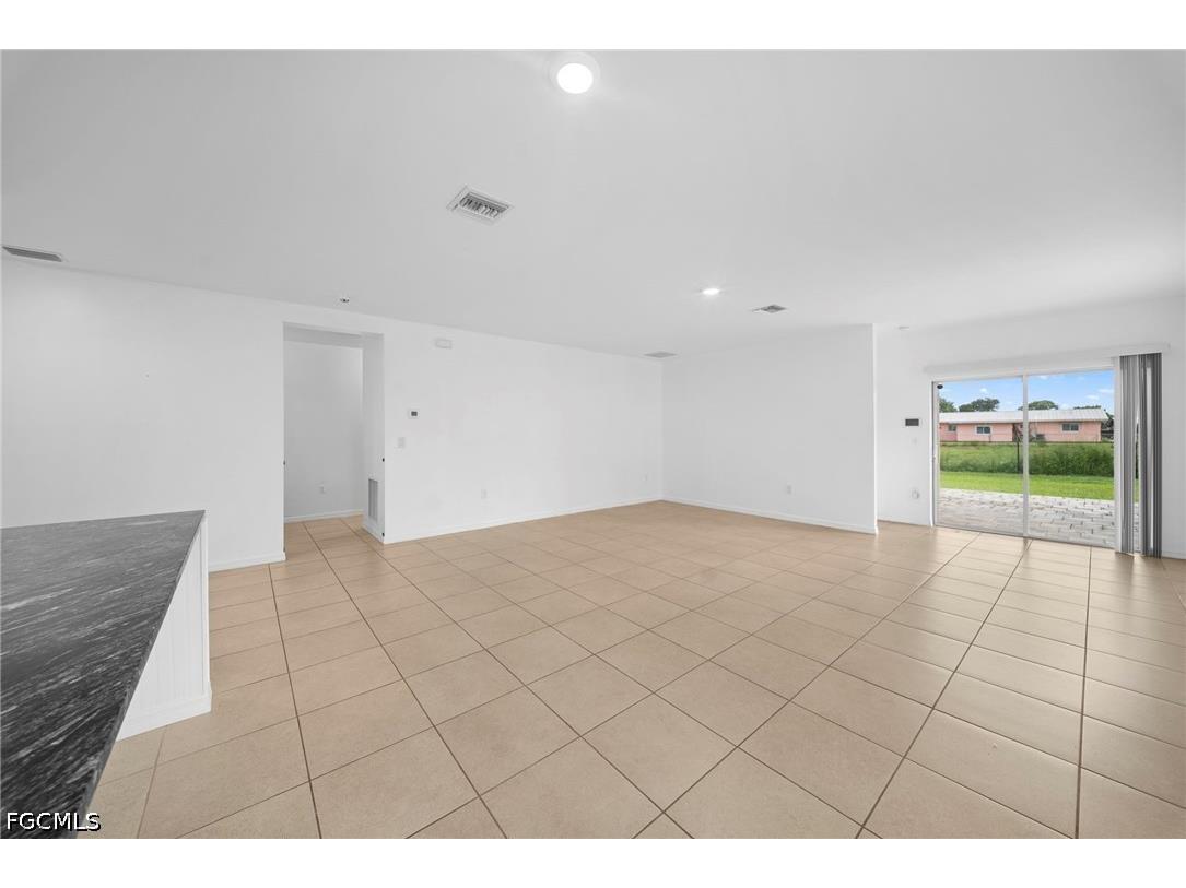 10464 Canal Brook Lane Lehigh Acres FL 33936 2026029273 image6