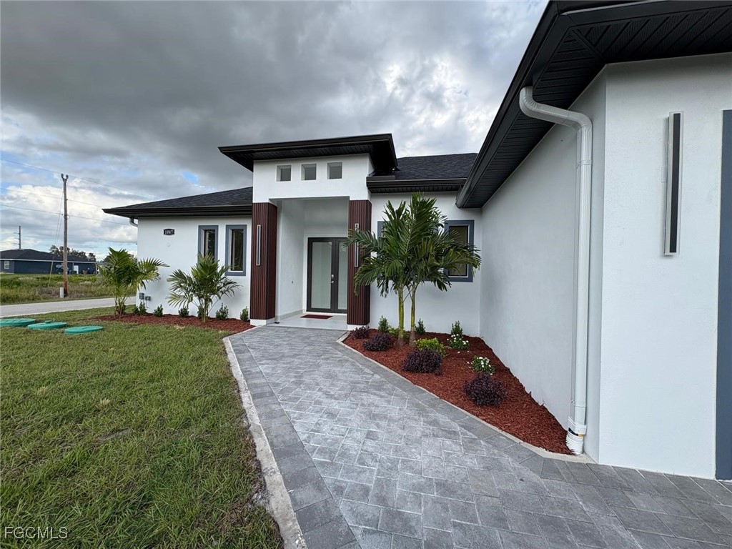 1047 Norton Avenue S Lehigh Acres FL 33974 2025015871 image2