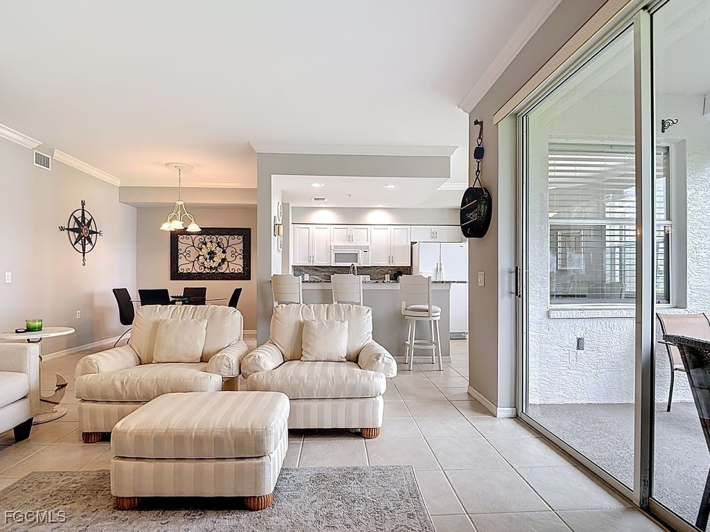 10470 Washingtonia Palm Way #1217 Fort Myers FL 33966 2025008320 image1