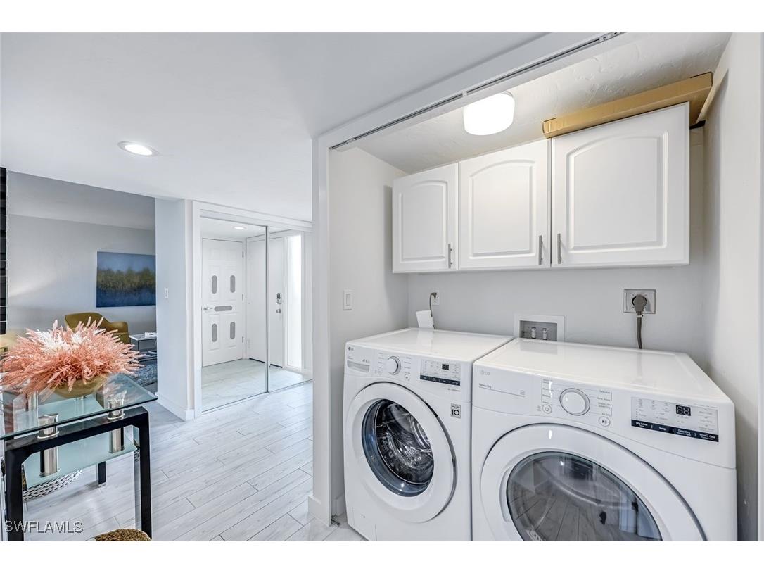 10475 Gulf Shore Drive #112 Naples FL 34108 225076216 image18