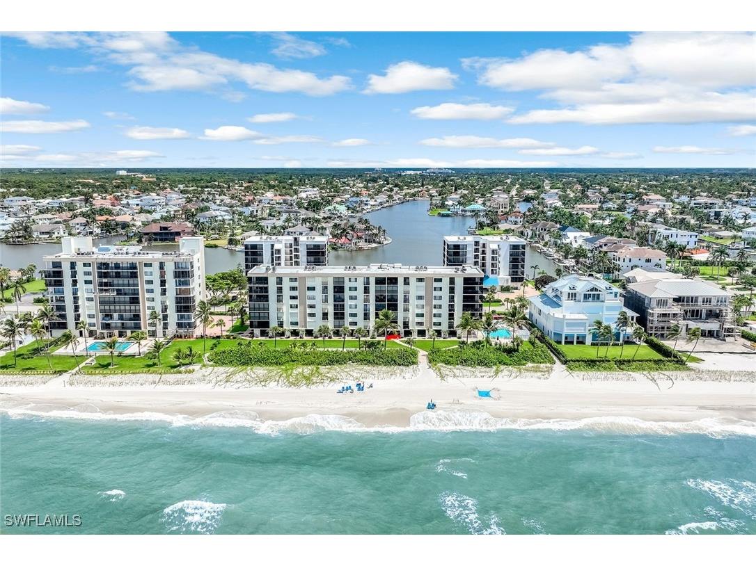 10475 Gulf Shore Drive #112 Naples FL 34108 225076216 image24