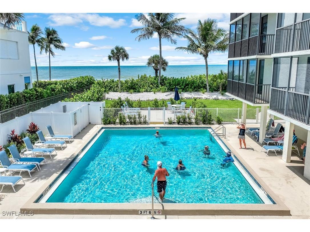 10475 Gulf Shore Drive #112 Naples FL 34108 225076216 image28