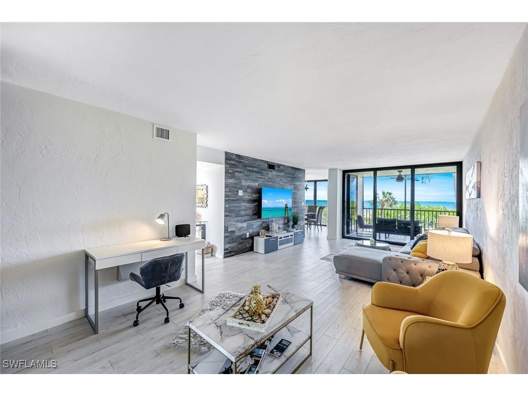 10475 Gulf Shore Drive #112 Naples FL 34108 225076216 image5